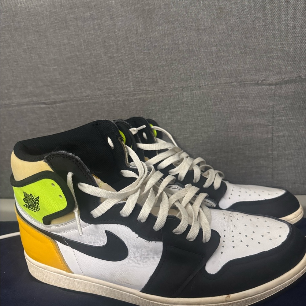 Nike Black and White Sneakers with Classic High-Top Design